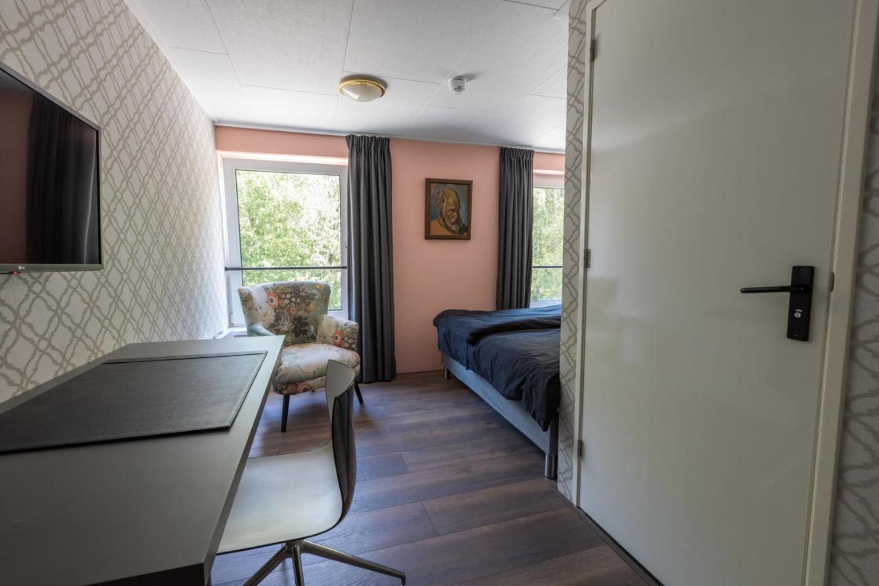 Hotel Leeuwerik Бад-Нювесханс Екстериор снимка