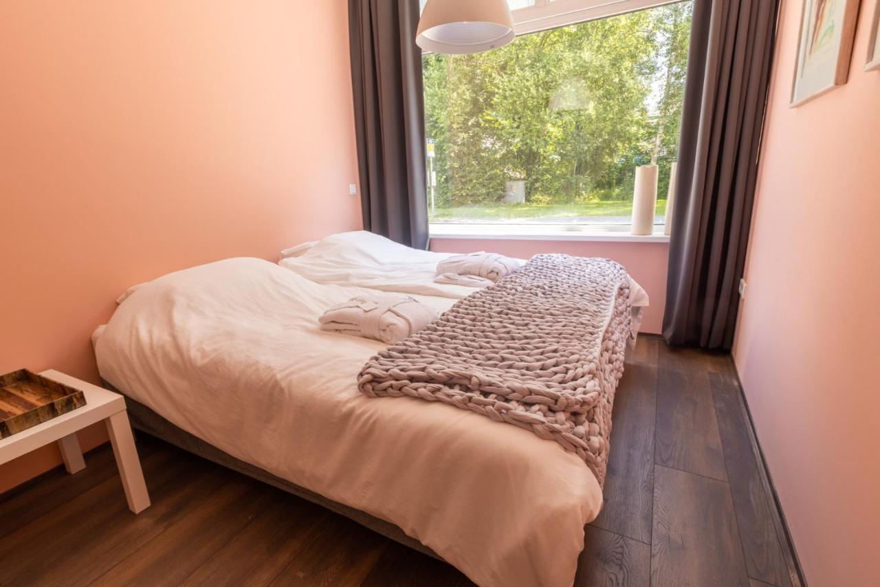 Hotel Leeuwerik Бад-Нювесханс Екстериор снимка