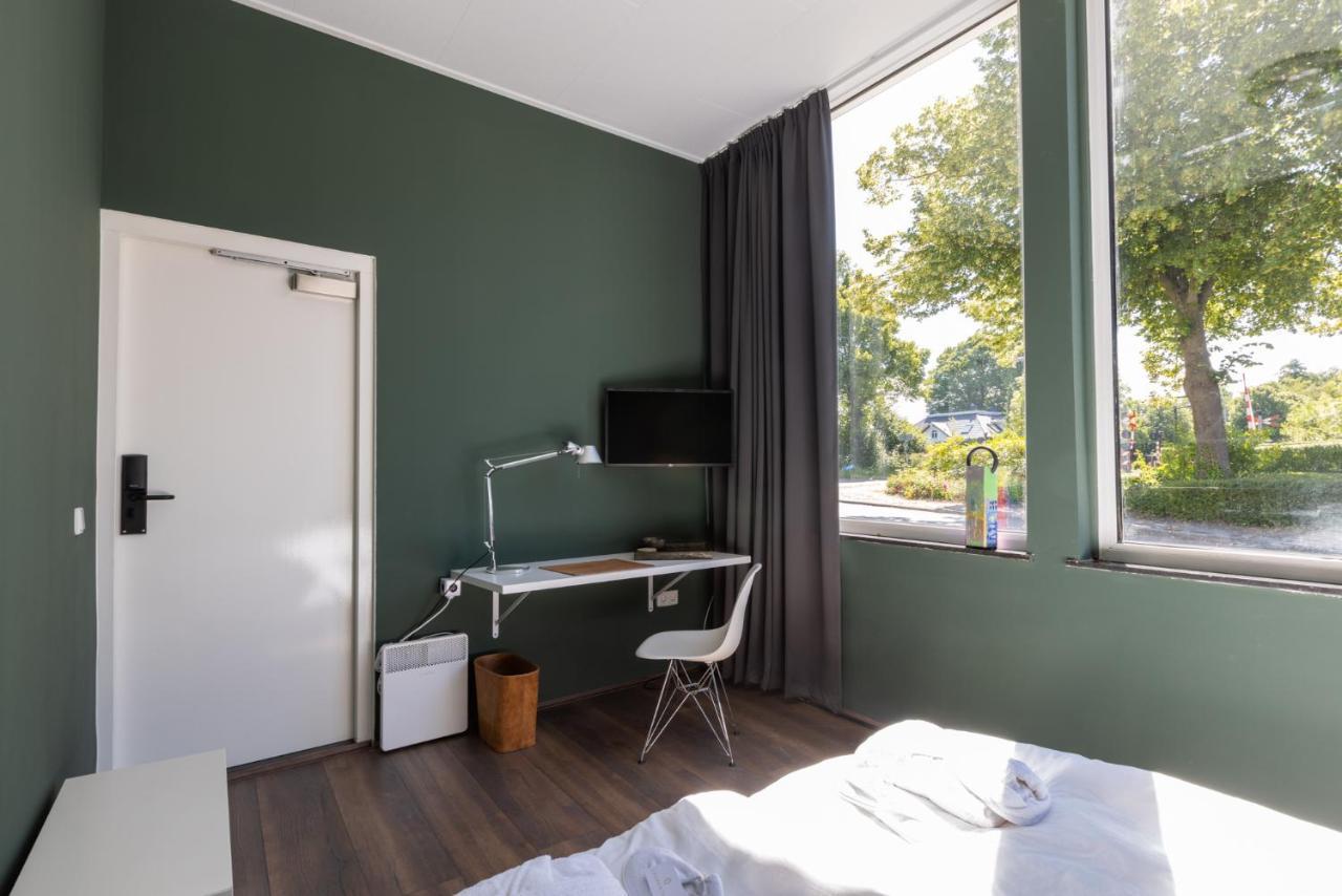 Hotel Leeuwerik Бад-Нювесханс Екстериор снимка